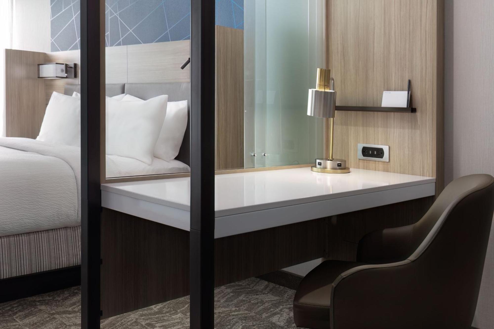 Springhill Suites By Marriott بليسانتون، ألاميدا، كاليفورنيا المظهر الخارجي الصورة